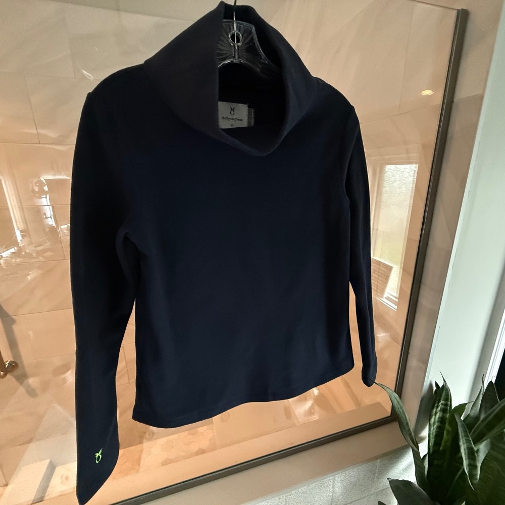 Excellent Condition! Dudley Stephens Vello Fleece Greenpoint Turtleneck Navy, XS - Picture 7 of 10